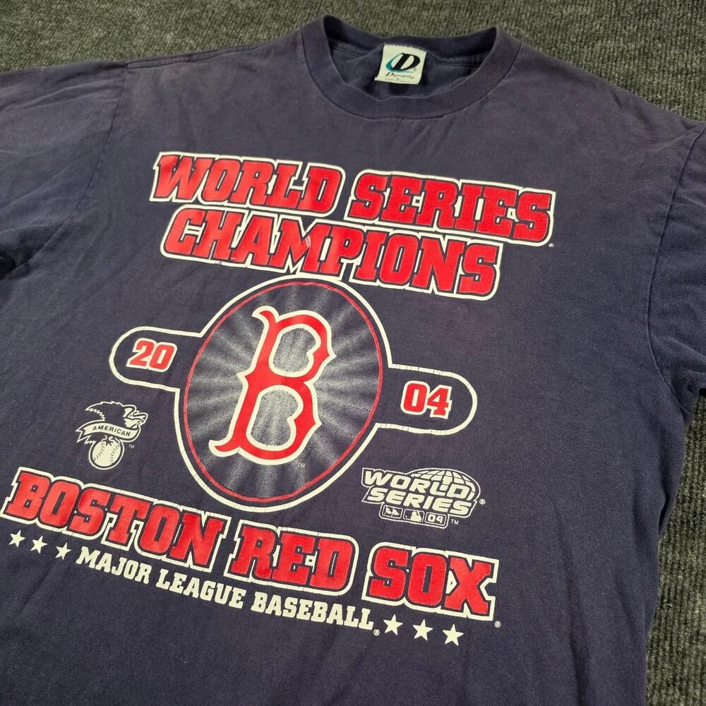 Dynasty Men's Red and Navy T-shirt - Picture 3 of 8